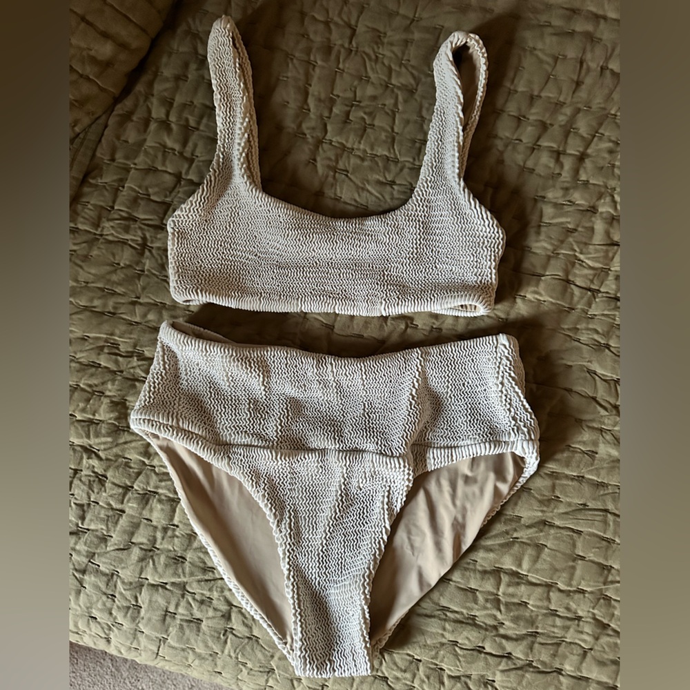 Effortless Swim Scrunch Bikini XS Top + Small Bottom